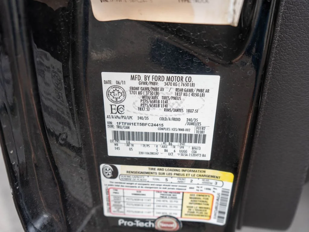 Used 2011 Black Ford XLT image 27