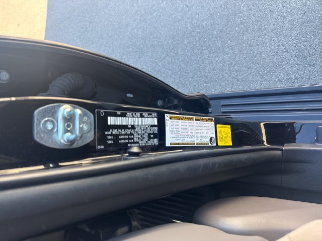 Used 2022 Black Lexus 460 image 22