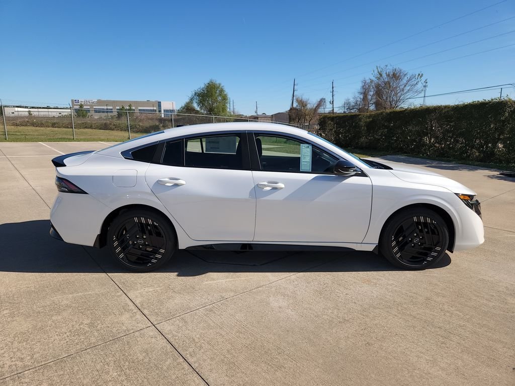 New 2026 White Nissan SR image 3