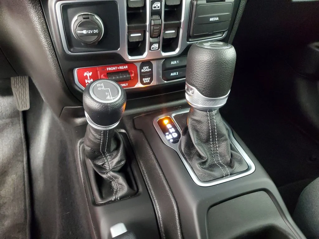 2025 Jeep Wrangler 4-Door Rubicon - Photo 18