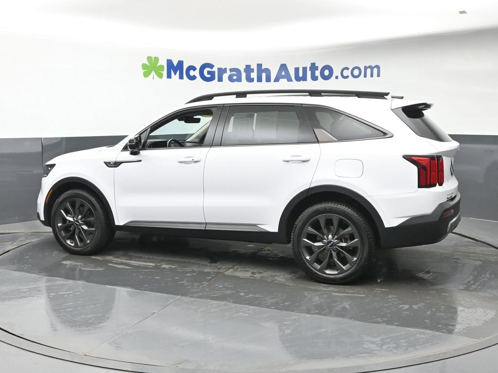 Used 2023 White Kia X-Line SX Prestige image 28
