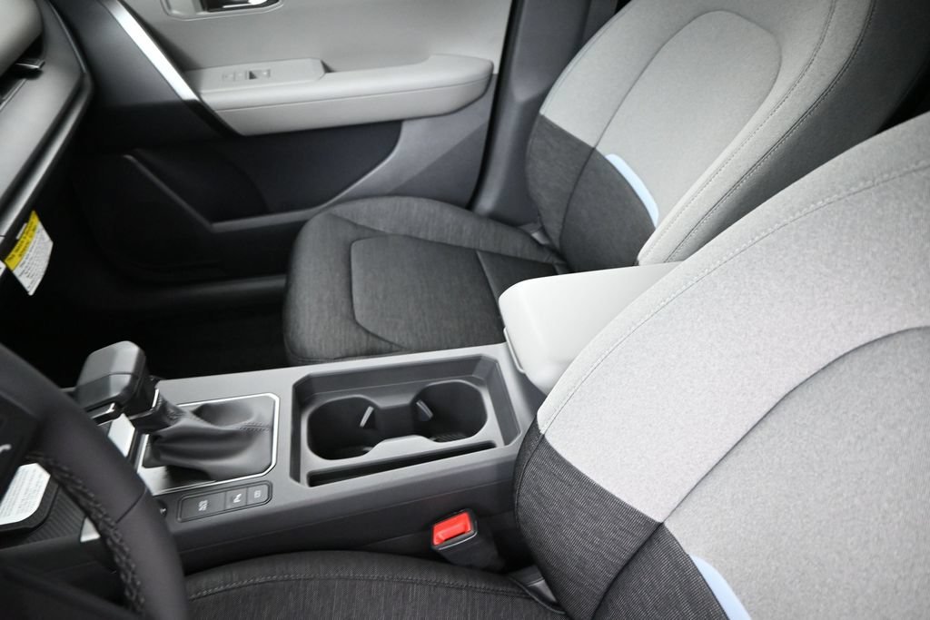 New 2027 Iceberg Green Kia S image 10