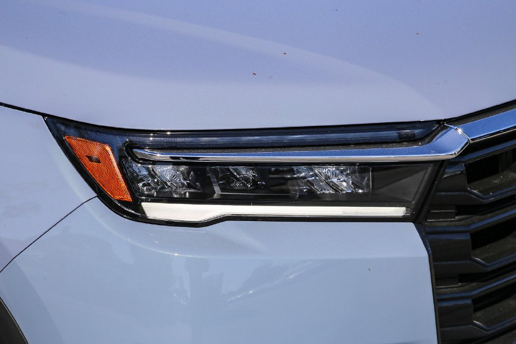 New 2026 Sonic Gray Pearl Honda Elite image 11