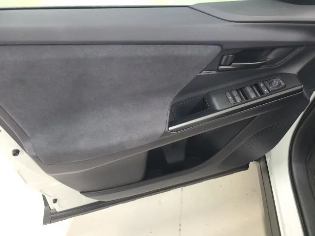 2026 Toyota C-HR SE - Photo 19