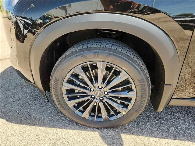 New 2026 KH3 Super Blac Nissan SL Front-Wheel Drive image 5