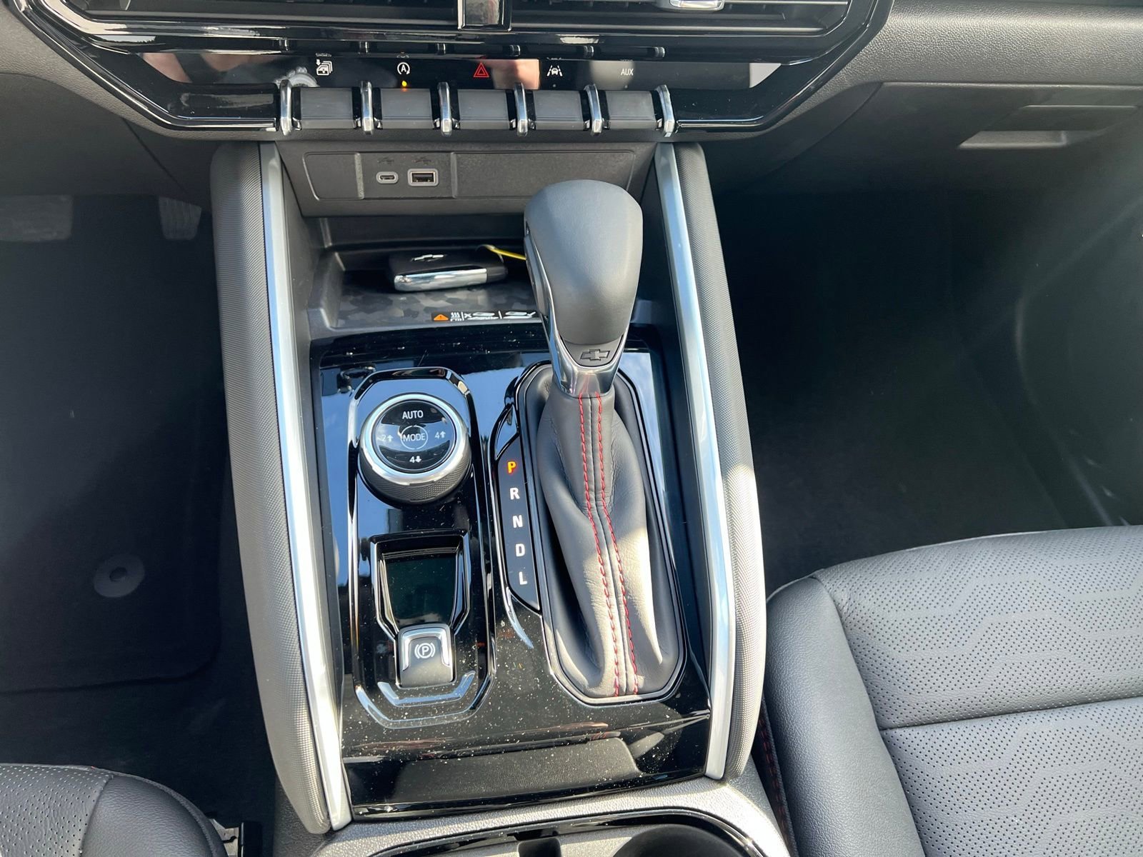 2026 Chevrolet Colorado Z71 - Photo 25