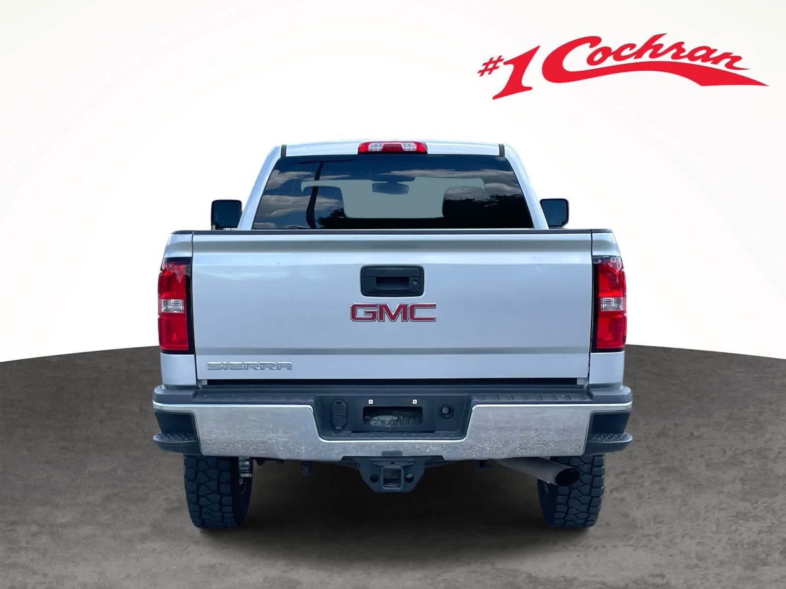Used 2019 Quicksilver Metallic GMC  image 8