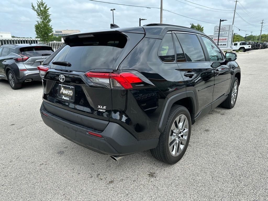 Used 2023 Black Toyota XLE Premium image 7