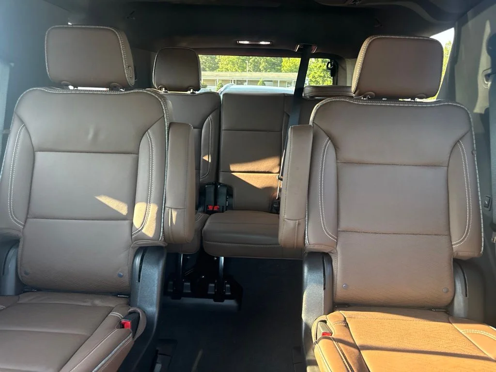 Used 2023 Beige Chevrolet High Country image 5