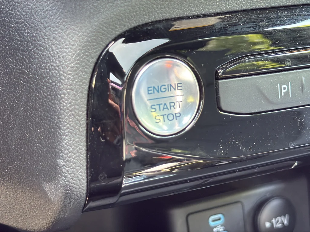Used 2023 Red Ford ST-Line Elite image 10