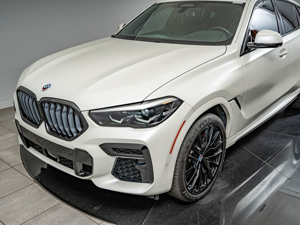 Used 2023 Frozen Brilliant White Metallic BMW M50i image 14