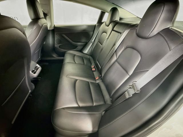 Used 2022 White Tesla Long Range image 24