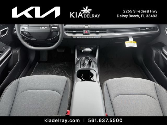 New 2026 Snow White Pearl Kia LXS image 10