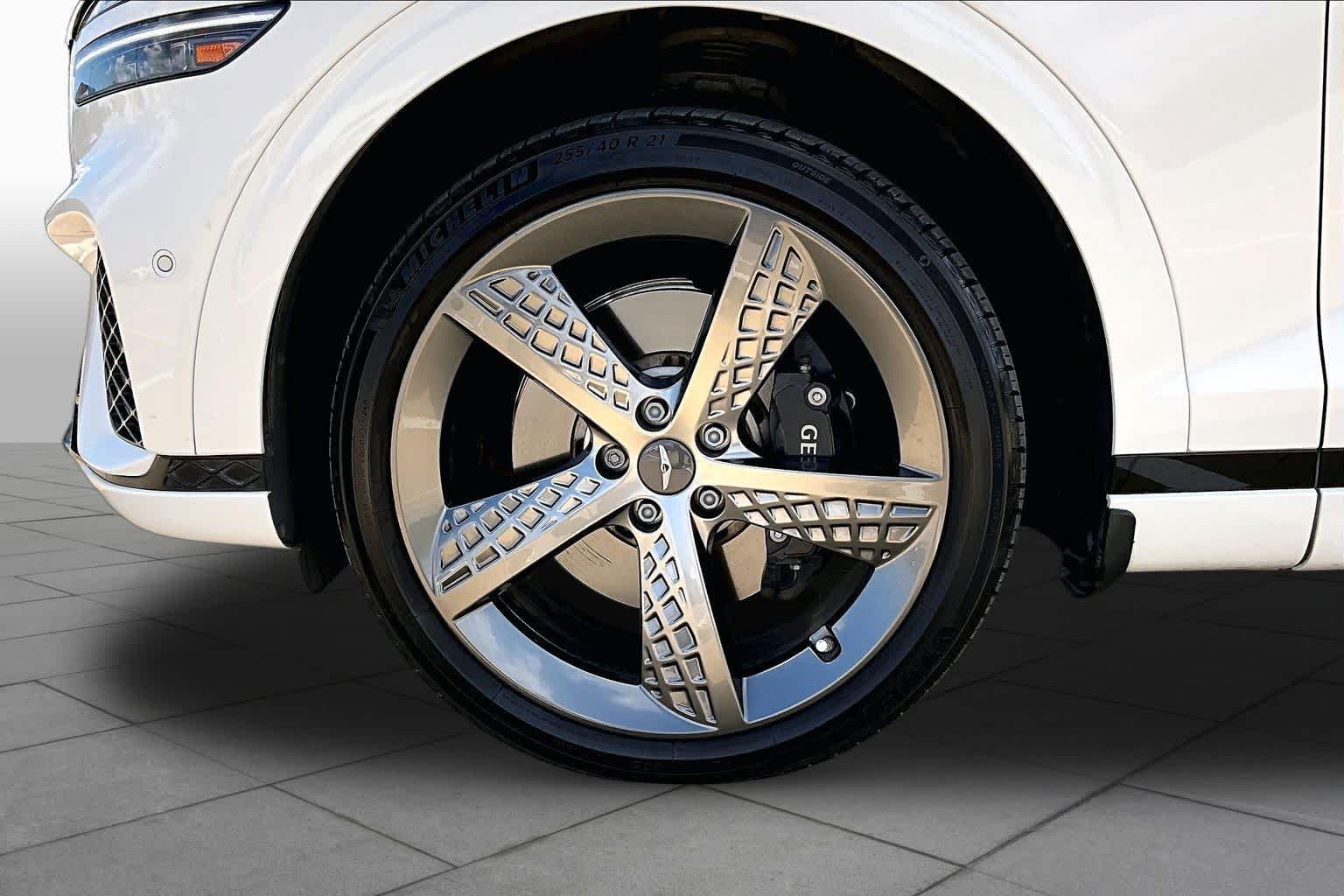 Used 2023 Uyuni White Genesis 2.5T image 11