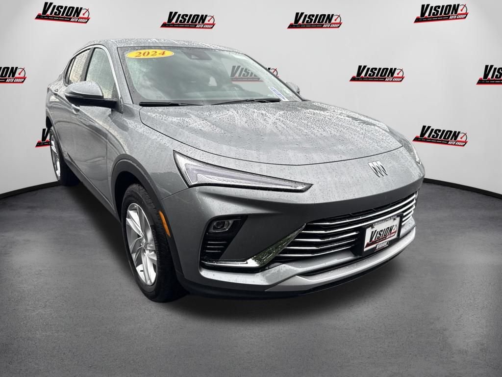 Used 2024 Gray Buick Preferred image 3
