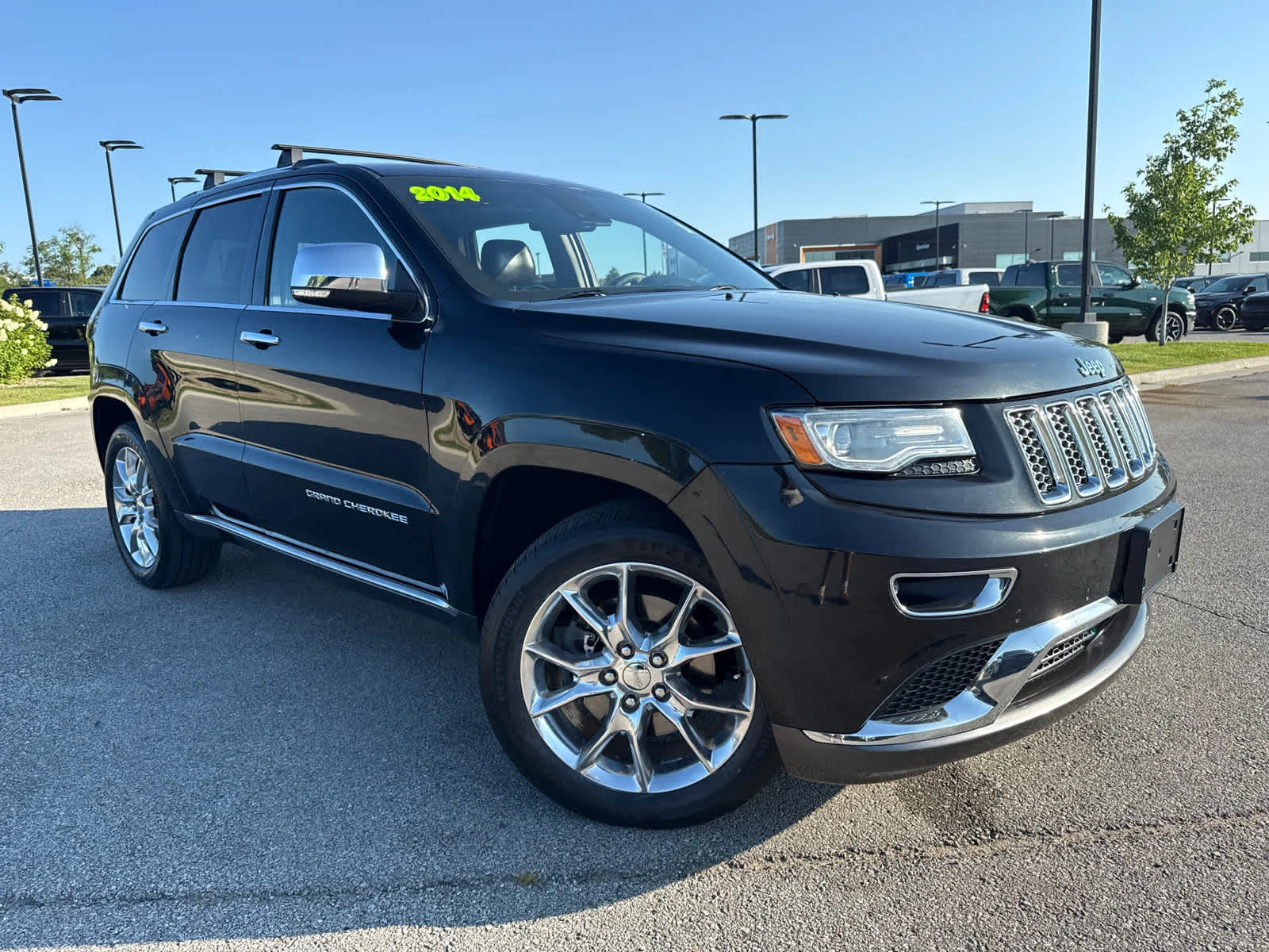 Used 2014 Jeep Grand Cherokee Summit with VIN 1C4RJFJT4EC268720 for sale in Kansas City