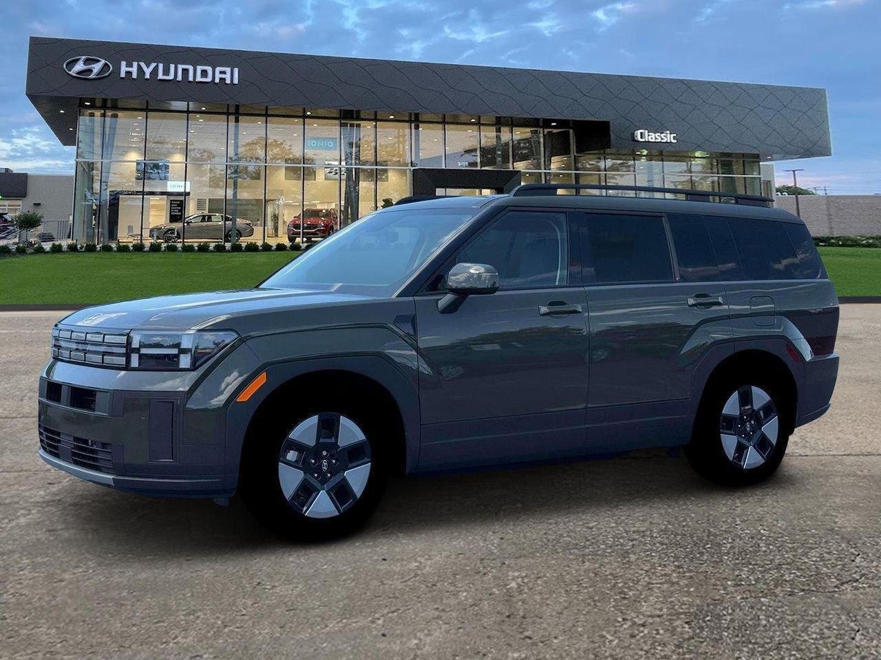 New 2026 Rockwood Green Pearl Hyundai SEL image 2