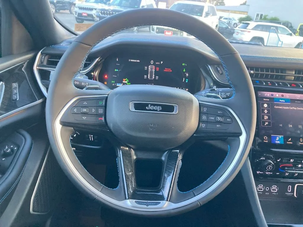 2024 Jeep Grand Cherokee Trailhawk 4xe - Photo 16