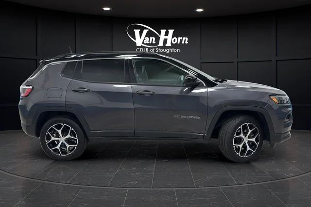 Used 2024 Gray Metallic Jeep Limited image 8