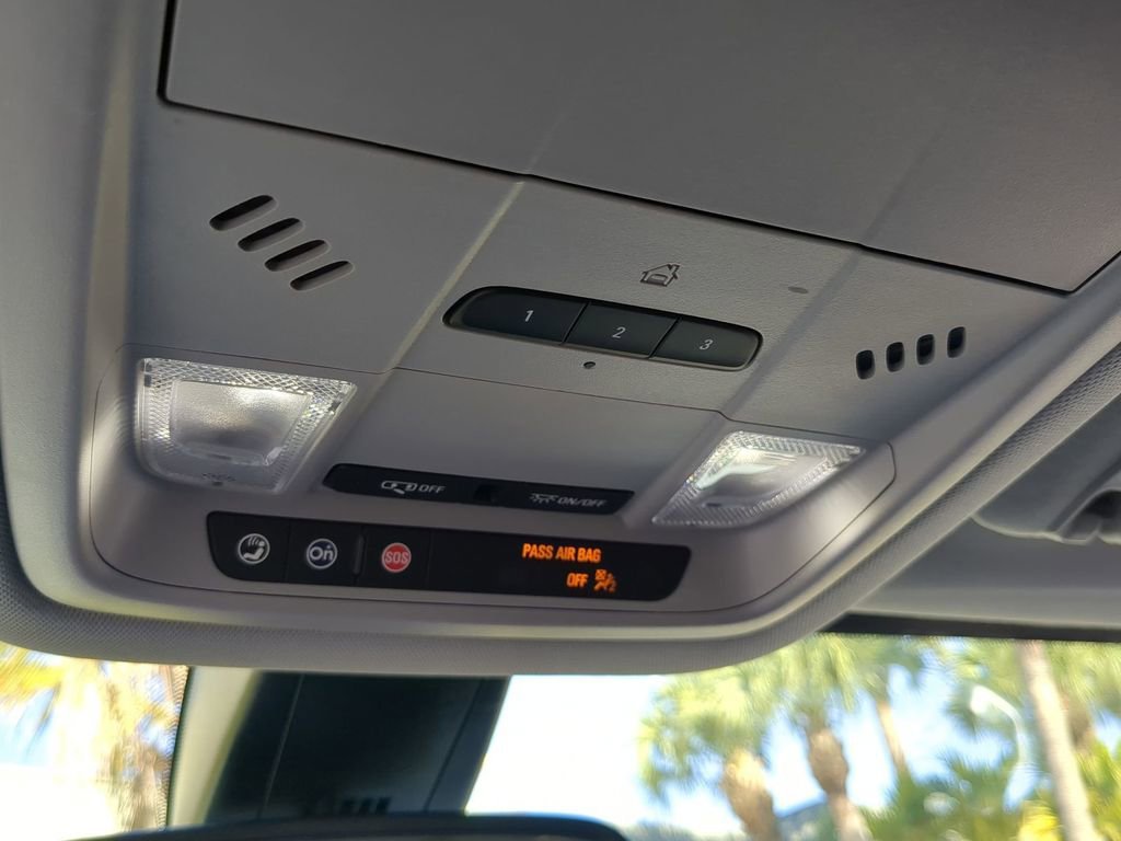 2023 GMC Acadia SLT - Photo 21