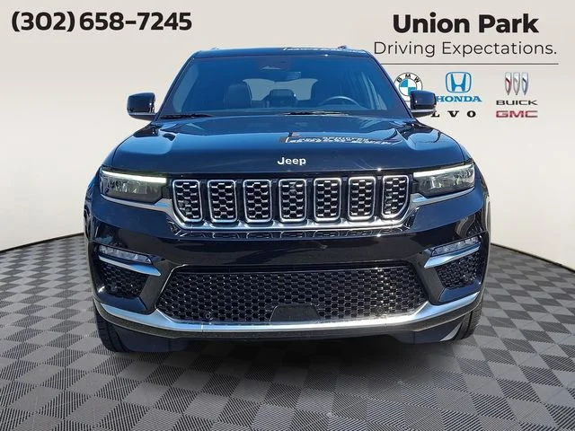 Used 2023 Diamond Black Jeep Summit image 2