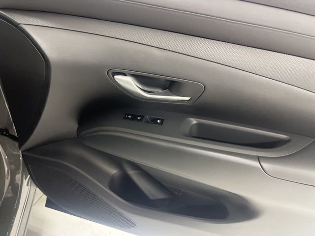 Used 2025 Gray Hyundai SEL image 22