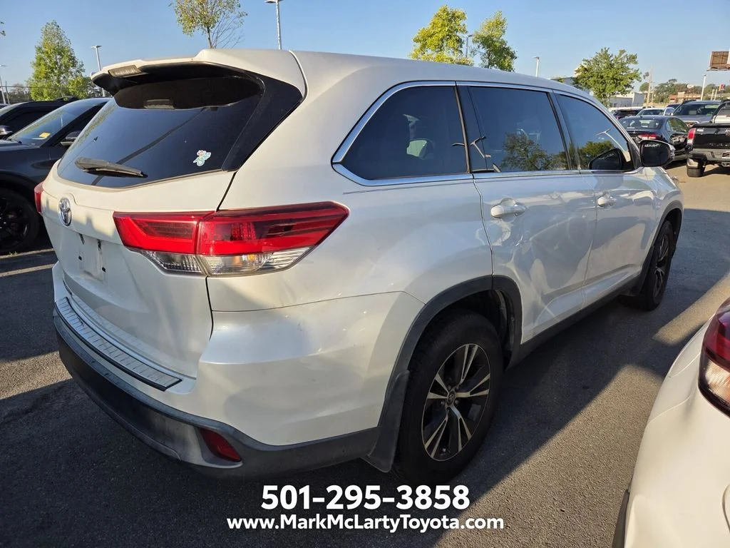 Used 2019 White Toyota LE image 6