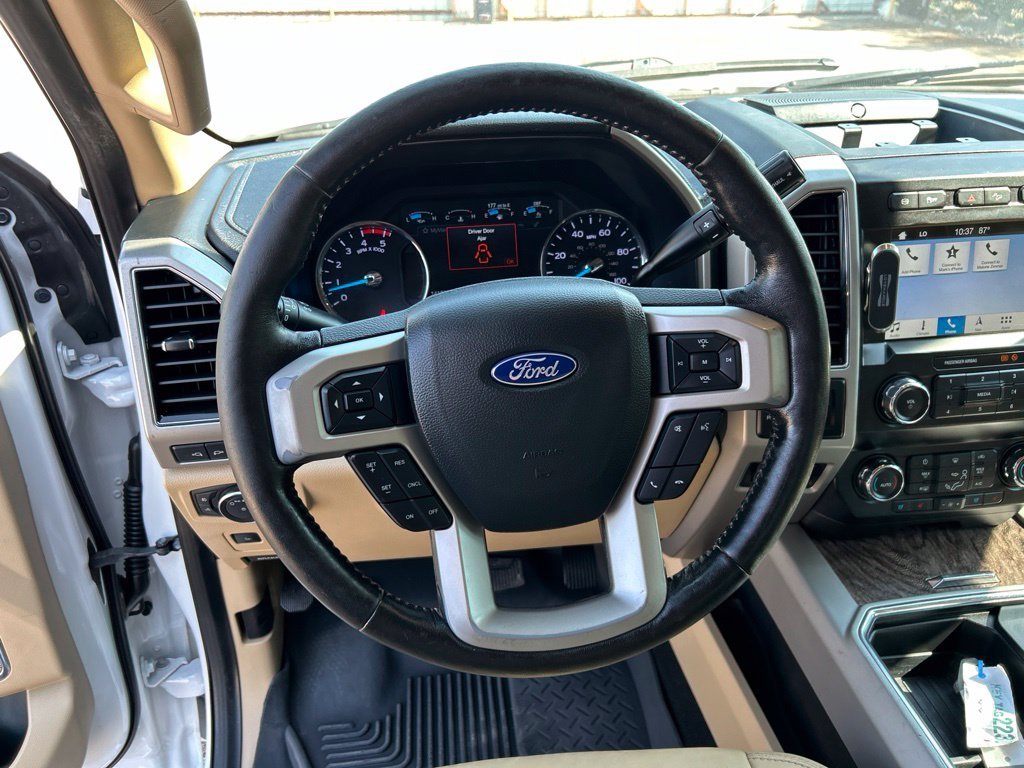 Used 2019 Oxford White Ford Lariat image 16