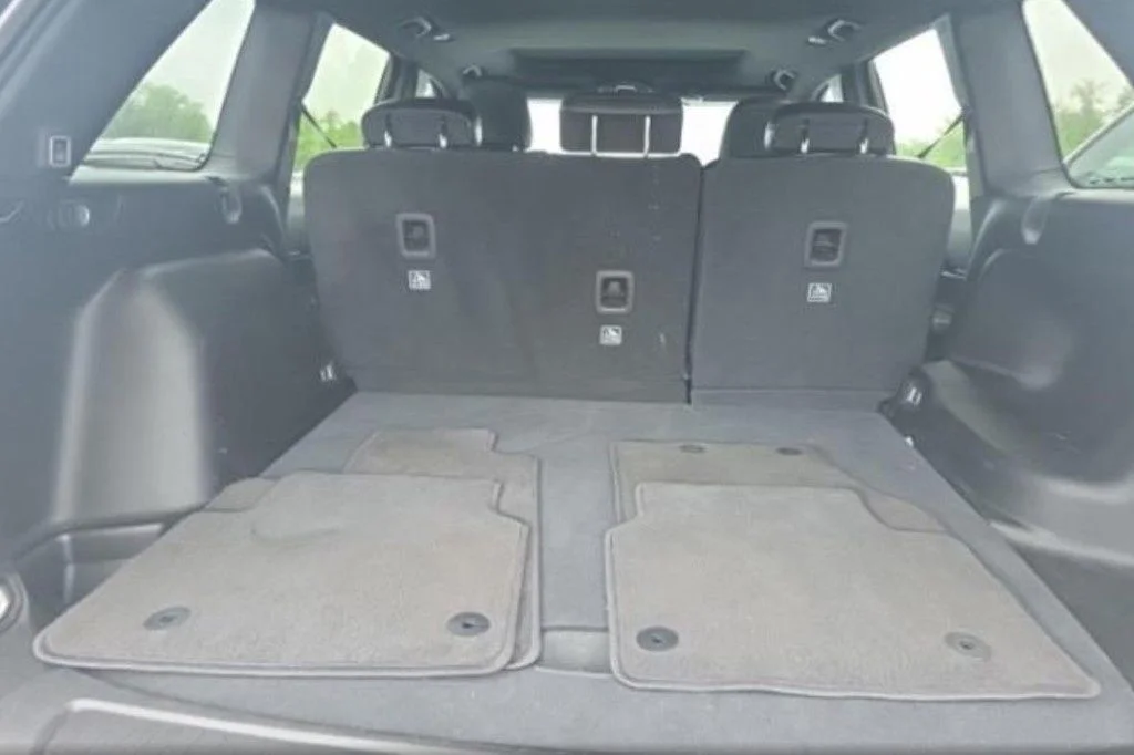 Certified Used 2023 Gray Jeep Altitude X image 11
