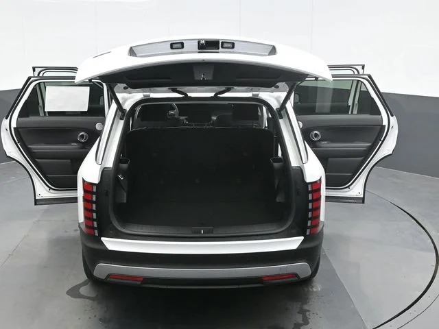 New 2026 White Hyundai SE image 27