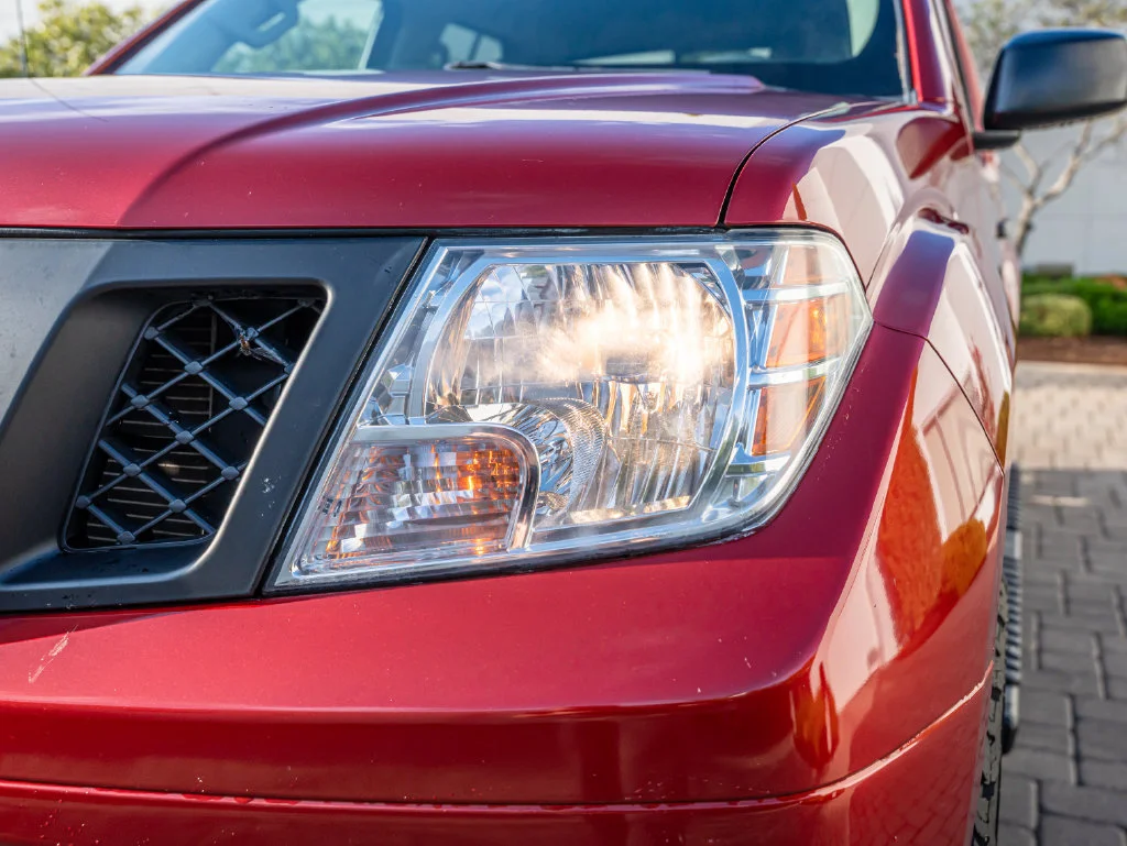 Used 2018 Lava Red Nissan SV image 14