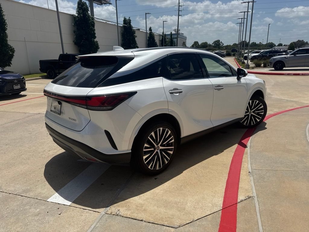 Certified Used 2025 White Pearl Lexus 350 Premium Plus image 3