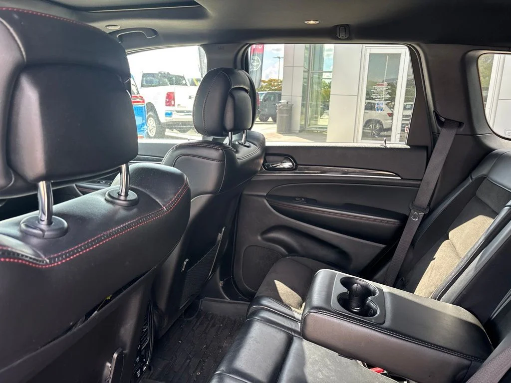 Used 2021 White Jeep Trailhawk image 9