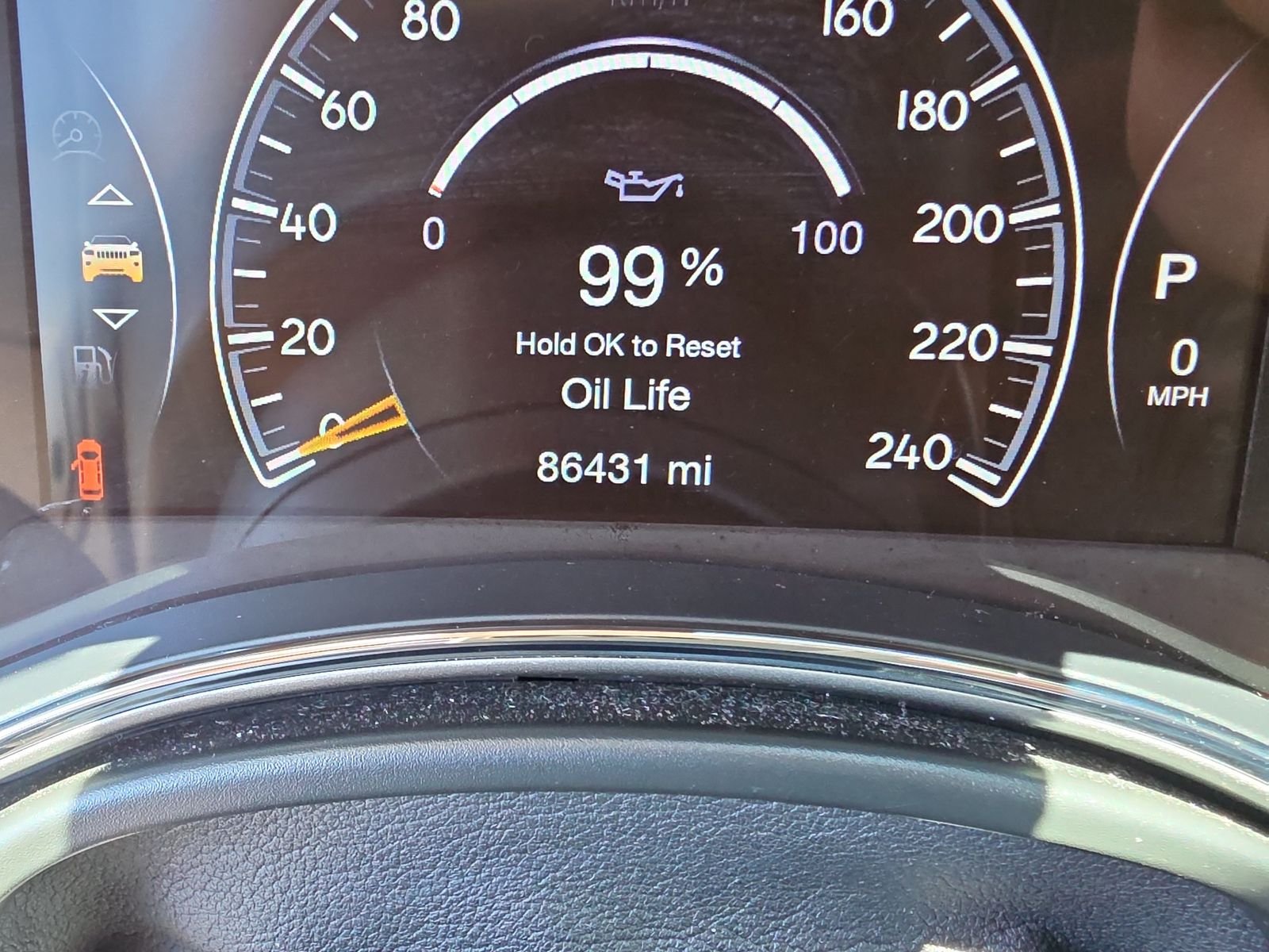 Used 2022 White Jeep Limited image 26