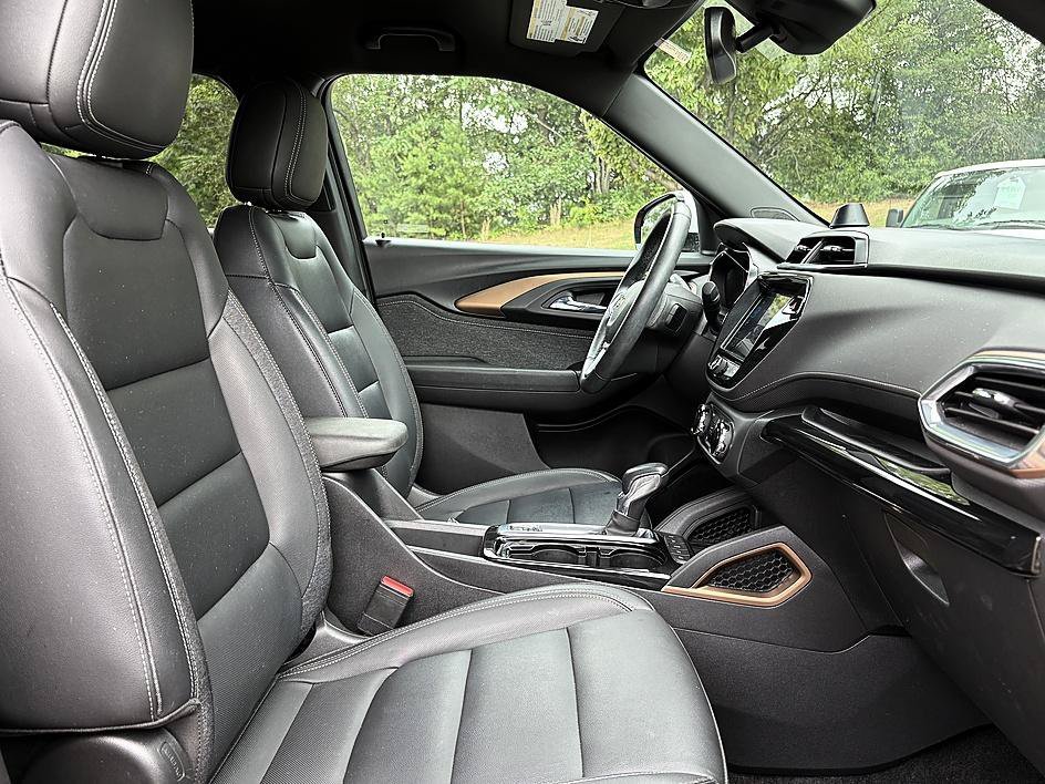 Used 2021 Dark Copper Metallic Chevrolet ACTIV image 11