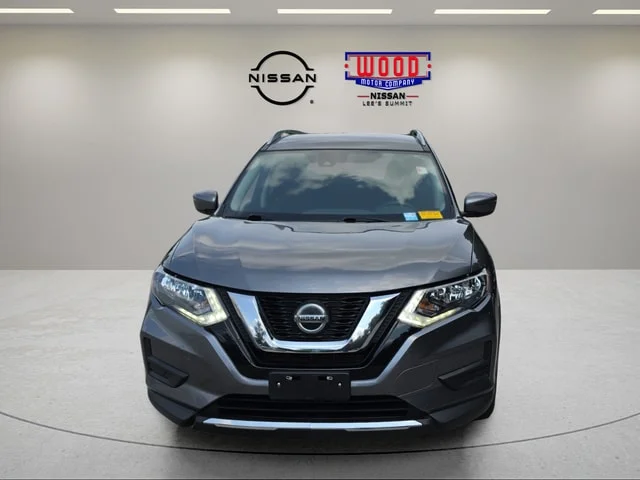 Used 2019 Gun Metallic Nissan SV image 6