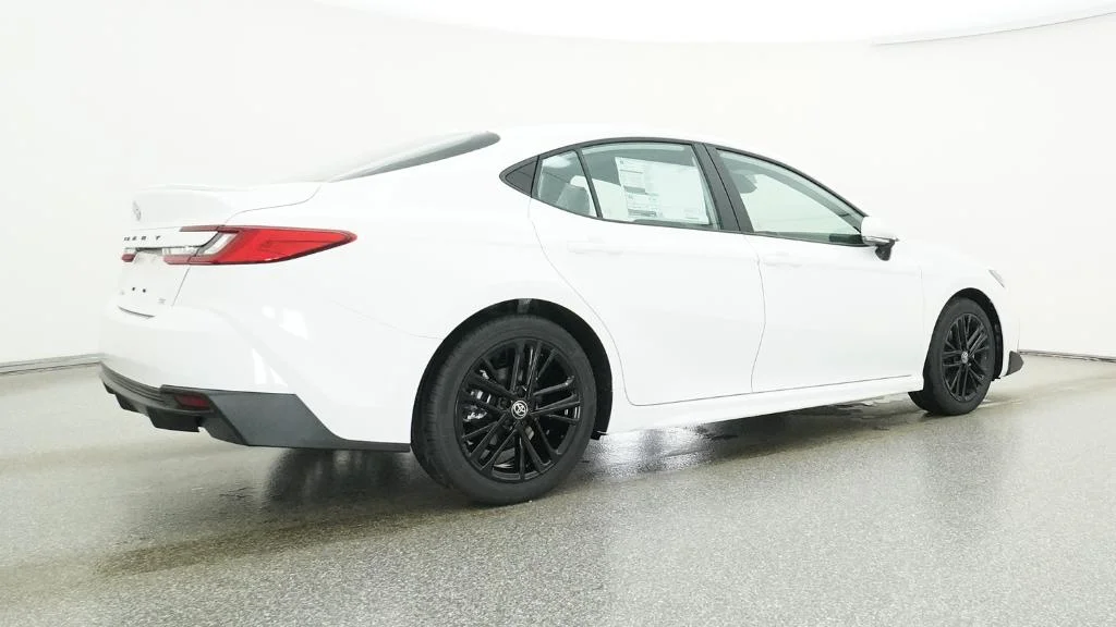 New 2026 Ice Cap Toyota SE image 2