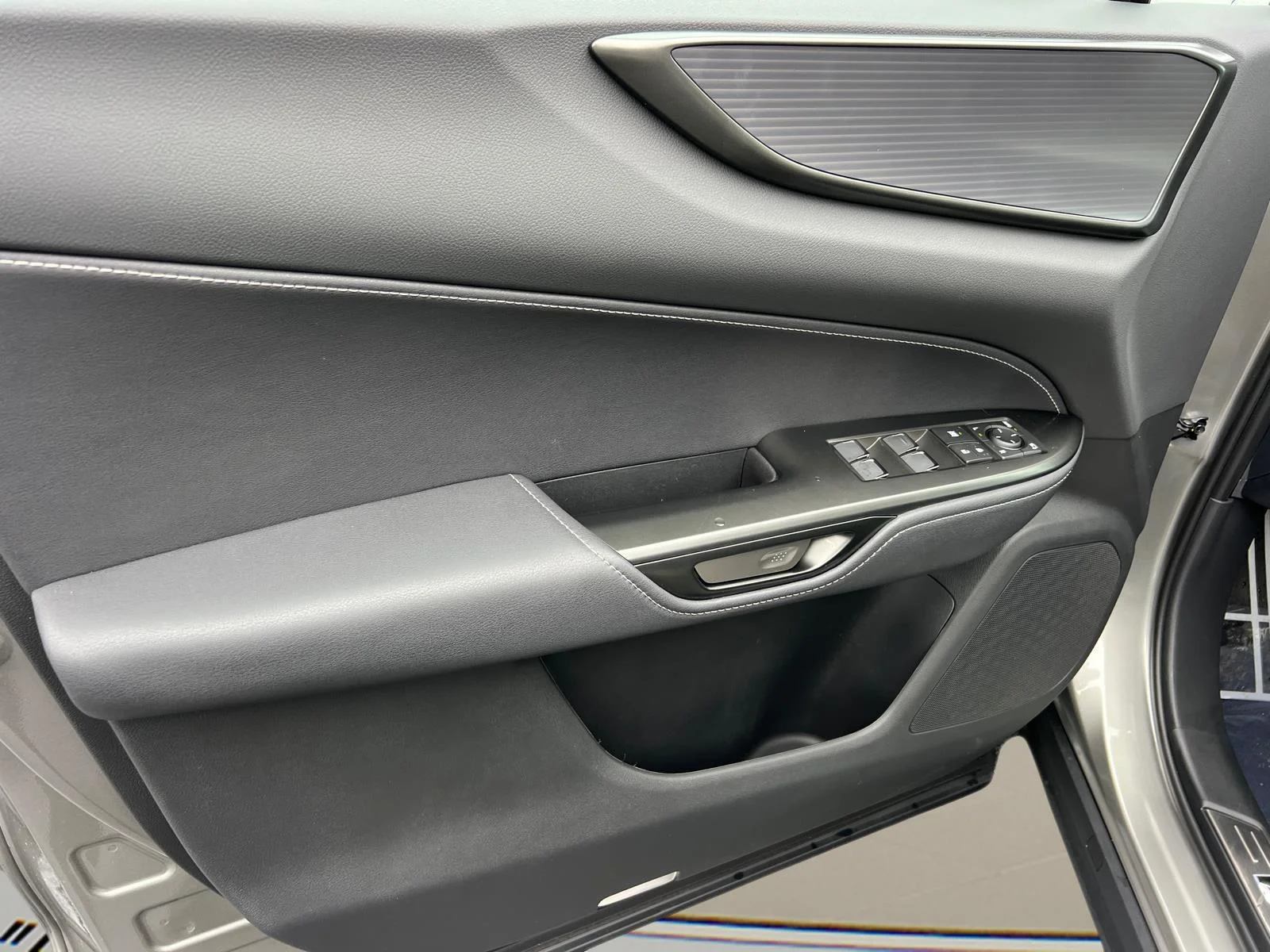 New 2026 Atomic Silver Lexus NX 350 F SPORT Handling image 10