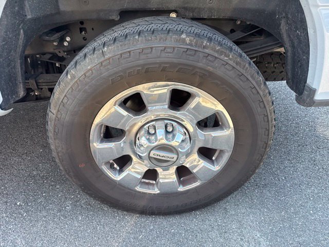 Used 2026 Gray Ford Lariat image 13