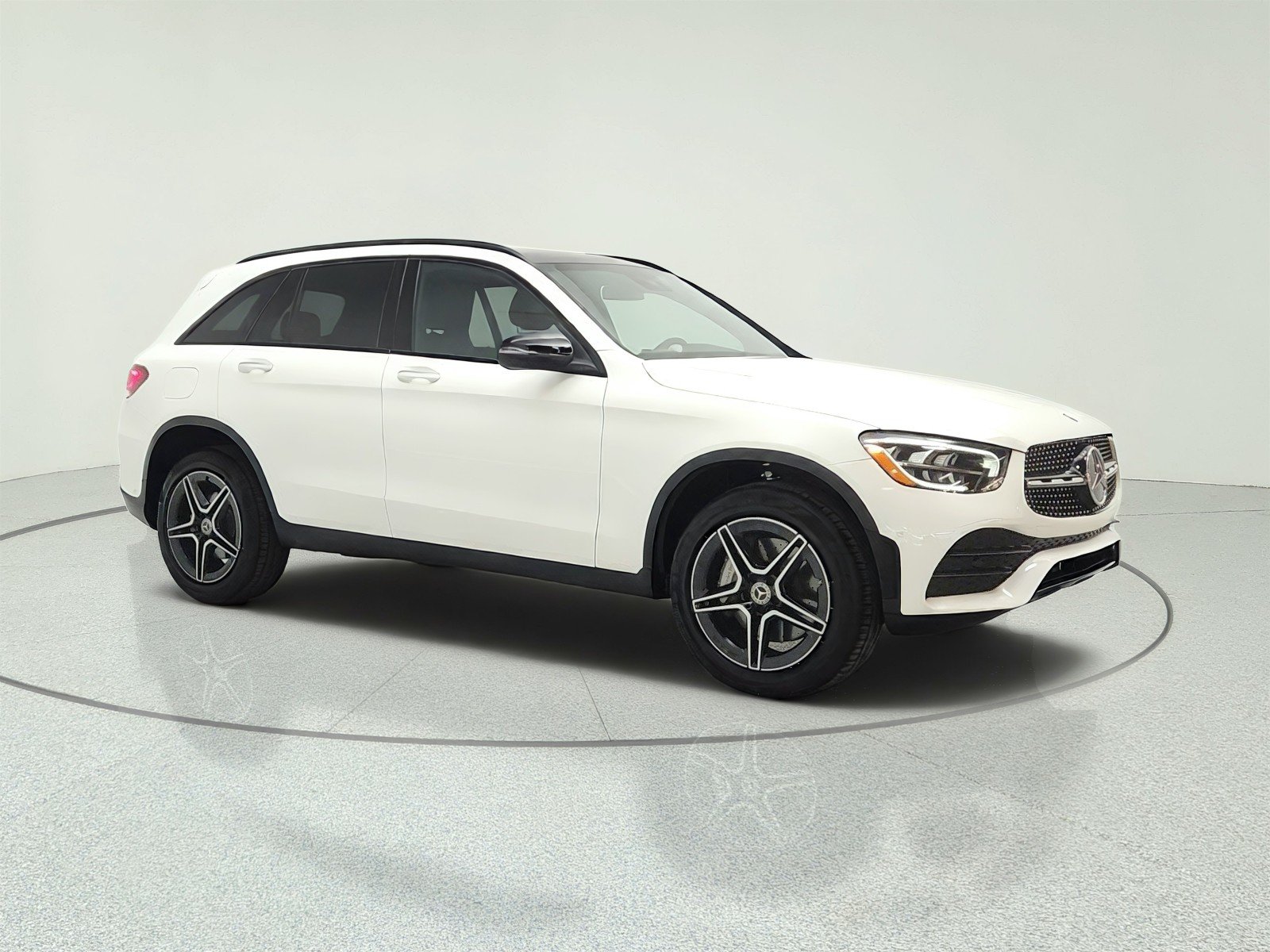 Used 2022 Polar White Mercedes-Benz GLC 300 SUV image 3