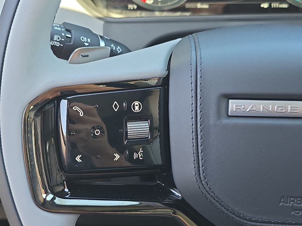 New 2026 Santorini Black Land Rover S image 17