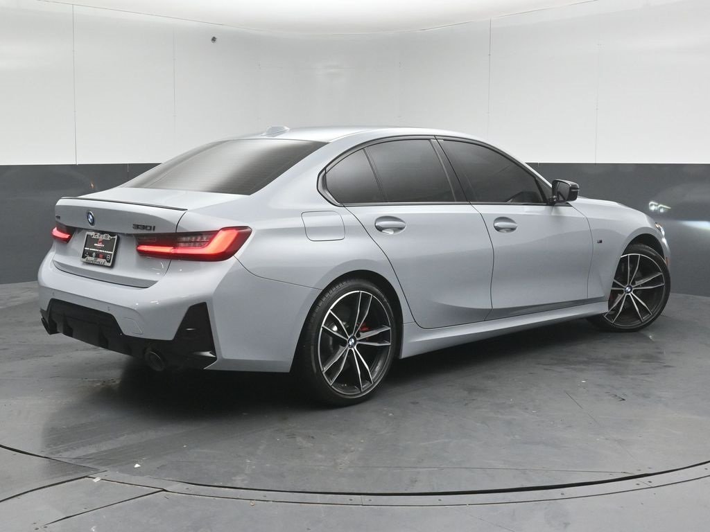 2023 BMW 330I - Image 6