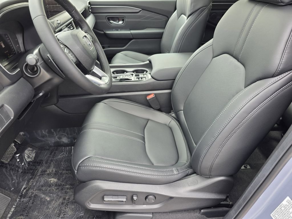 New 2026 Sonic Gray Pearl Honda Touring image 33