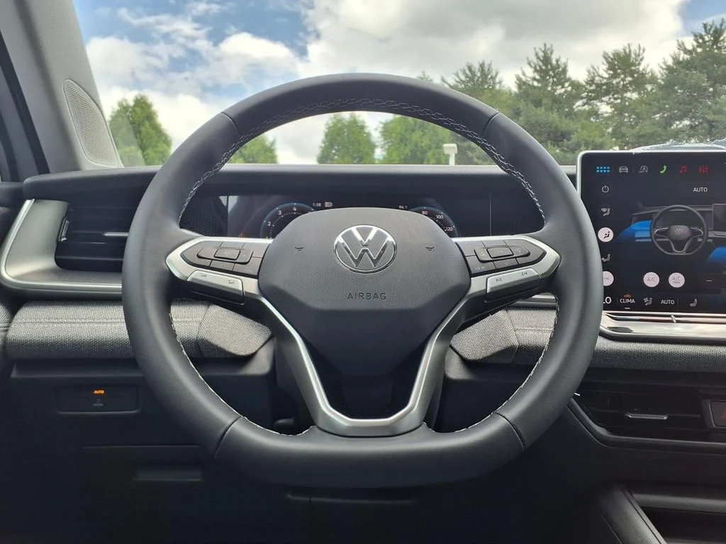 New 2026 Pure White Volkswagen 2.0T S image 14