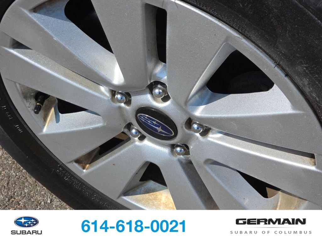 Used 2018 Blue Subaru 2.5i Premium image 13