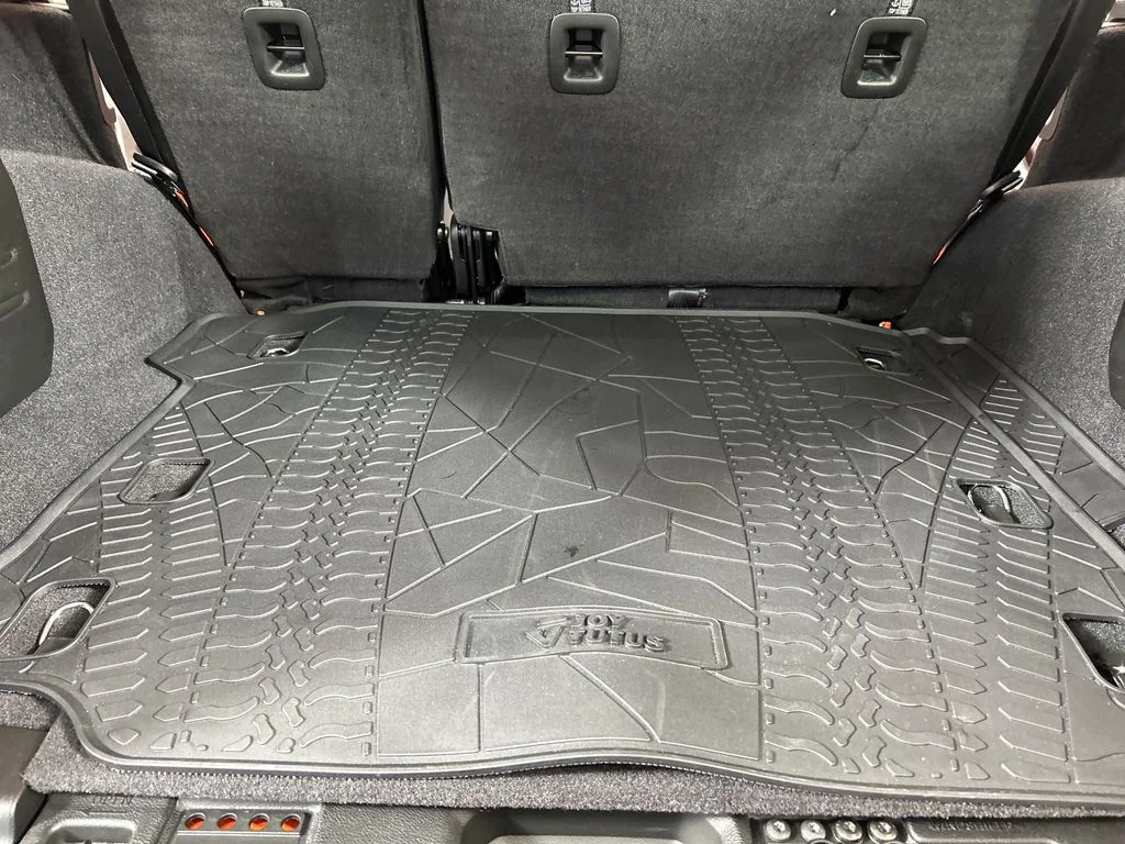 Used 2023 Orange Jeep Jeep Beach image 18