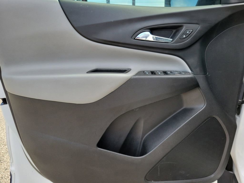 Used 2023 Summit White Chevrolet LS image 15