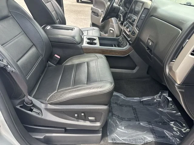 Used 2017 Silver GMC Denali image 10