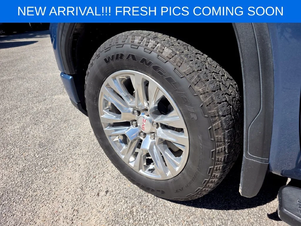 Used 2024 Downpour Metallic GMC Denali image 6