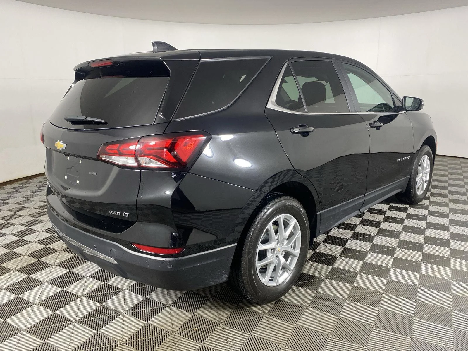 Used 2024 Mosaic Black Metallic Chevrolet LT image 7